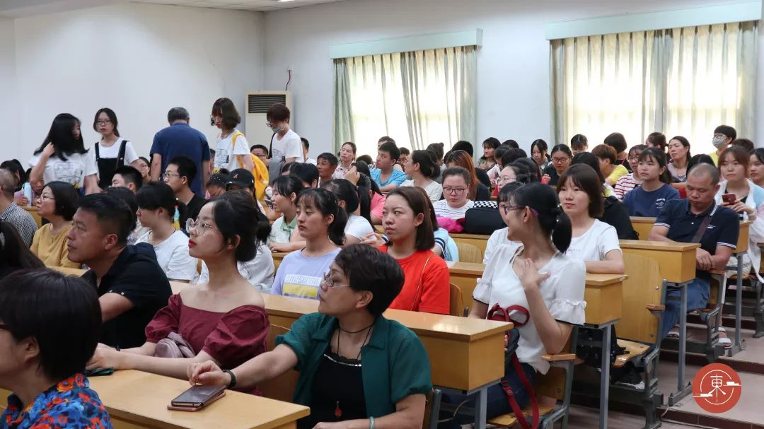 北京语言大学外国语学部 学部新闻 2019级东方语言文化学院新生及家长